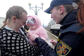 Another evacuation train arrives in Zakarpattia